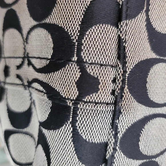 Coach Hadley Black and Gray Signature Canvas With Leather Trim Tote Bag - Picture 12 of 16